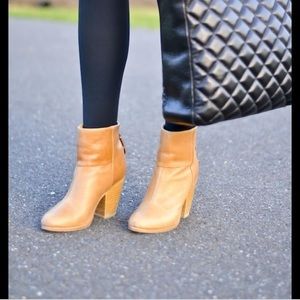 Rag & Bone Tan Newbury Classic leather Booties.